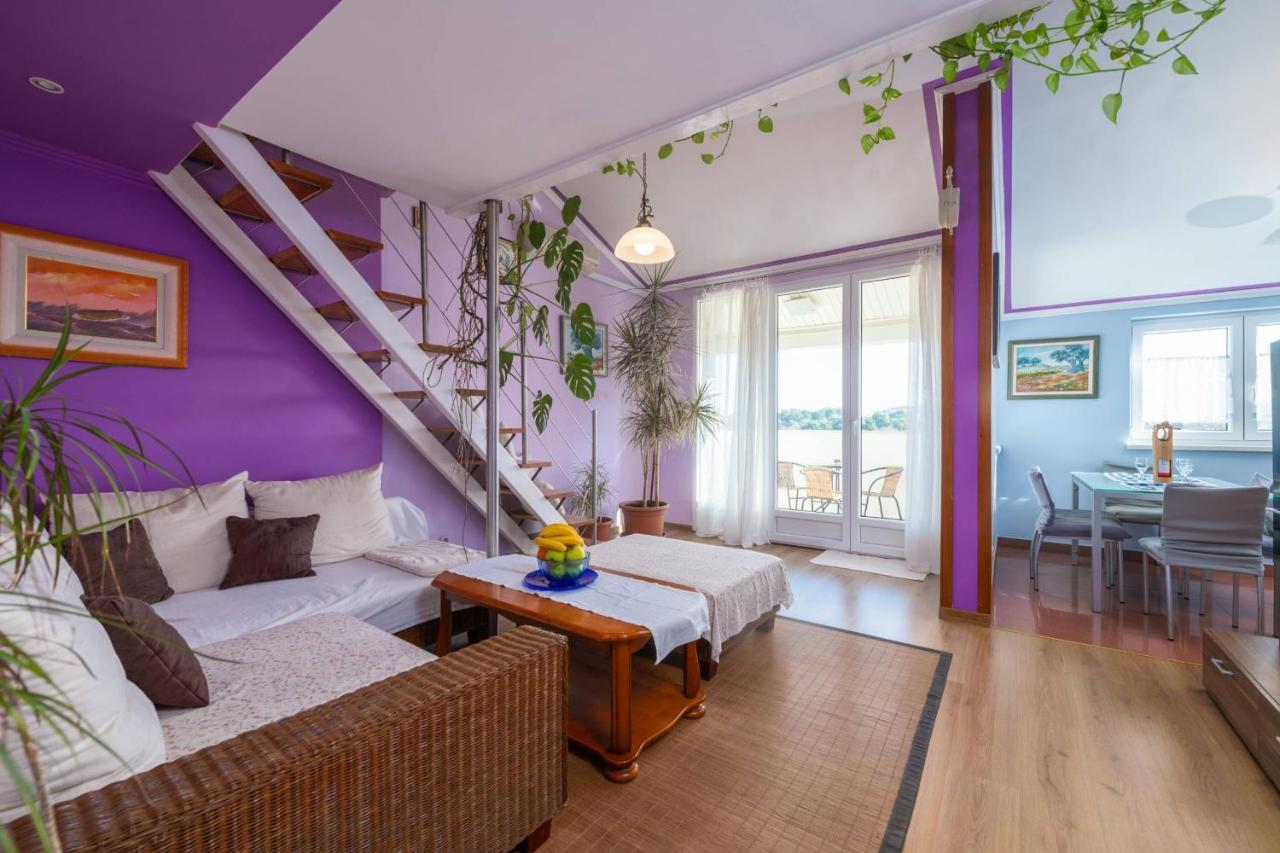 Apartment Josephine روفينج المظهر الخارجي الصورة